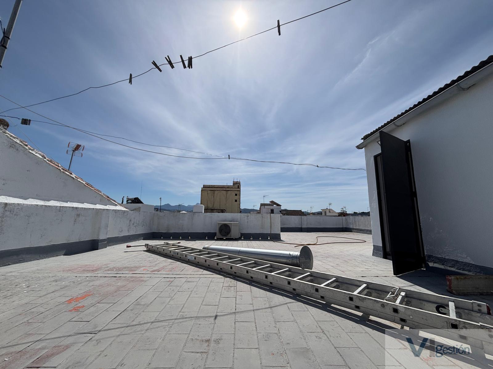 For sale of house in Villamartín