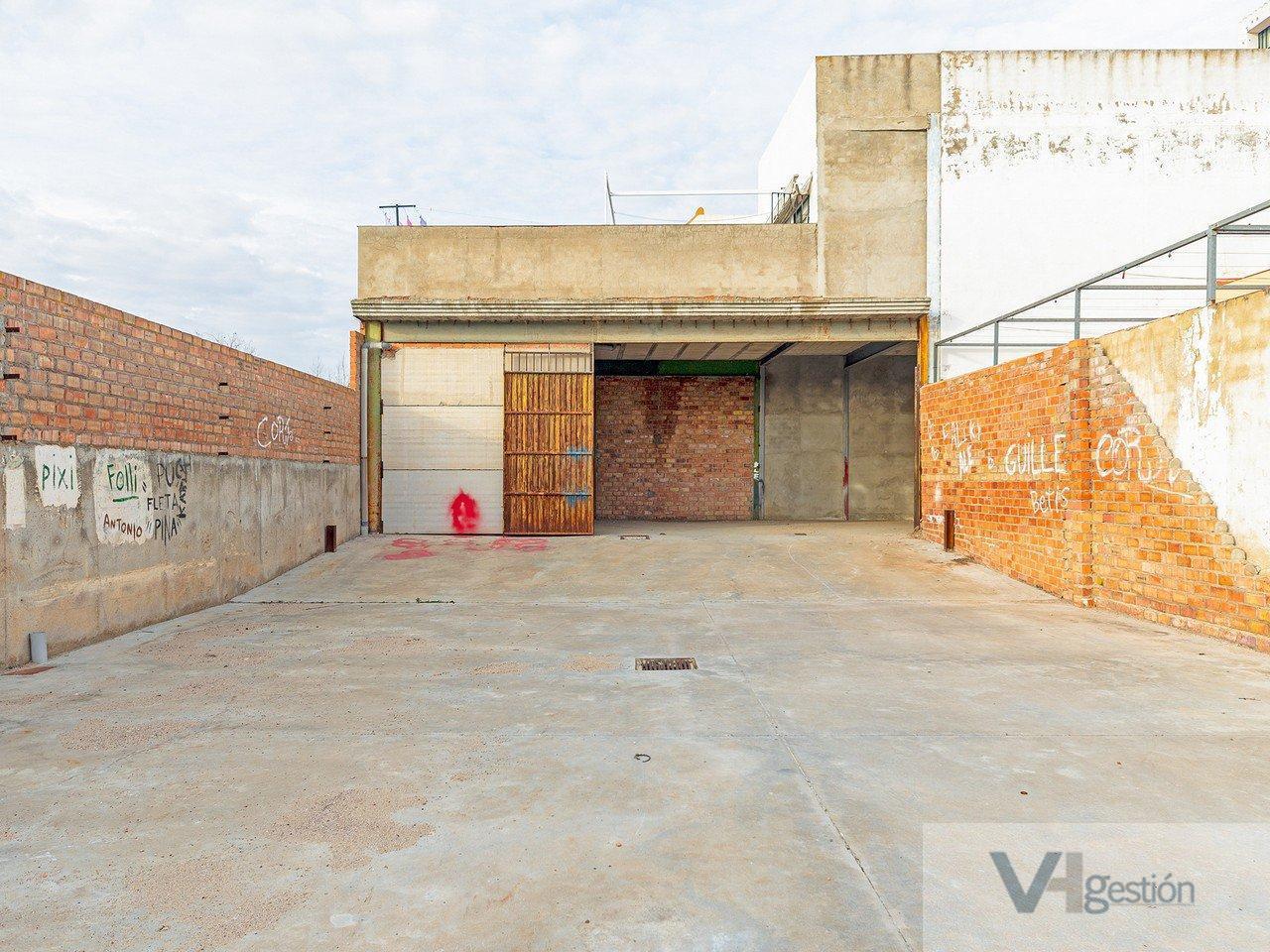 For sale of commercial in La Rinconada