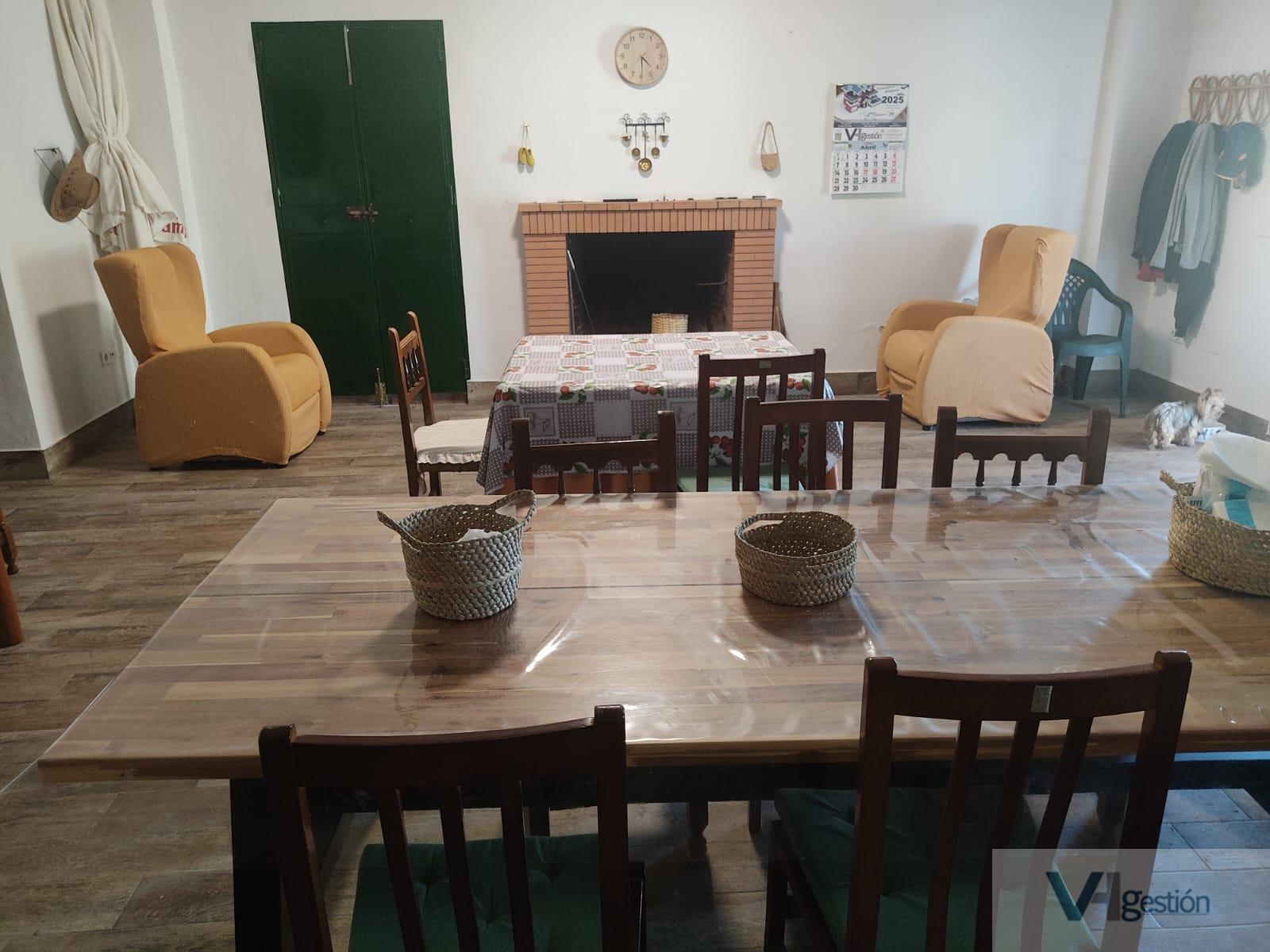 For sale of rural property in Montellano