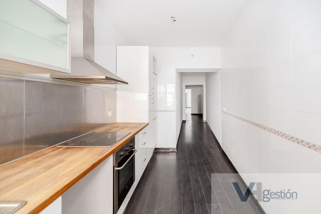 For sale of flat in Cádiz