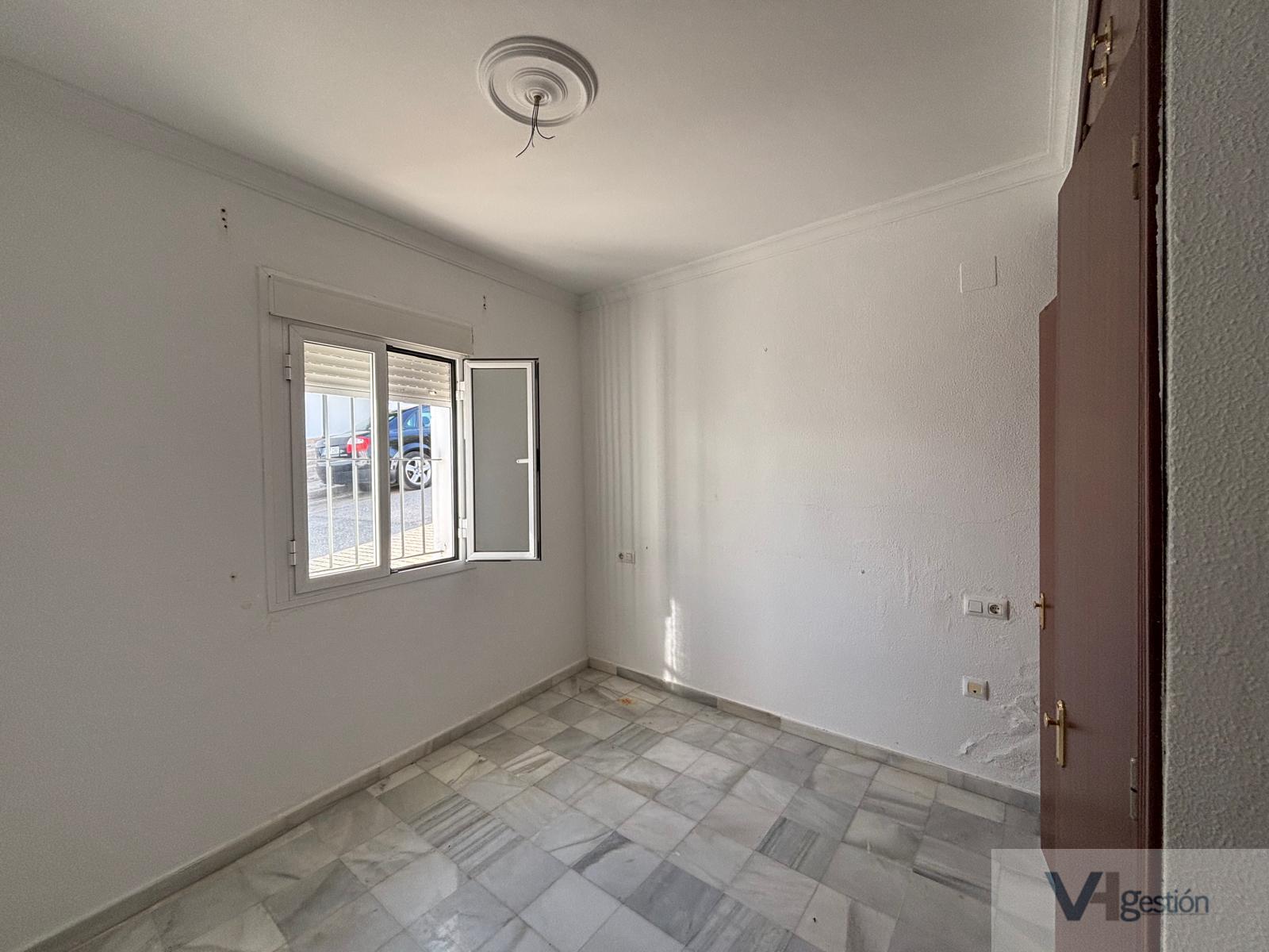 For sale of flat in Bornos