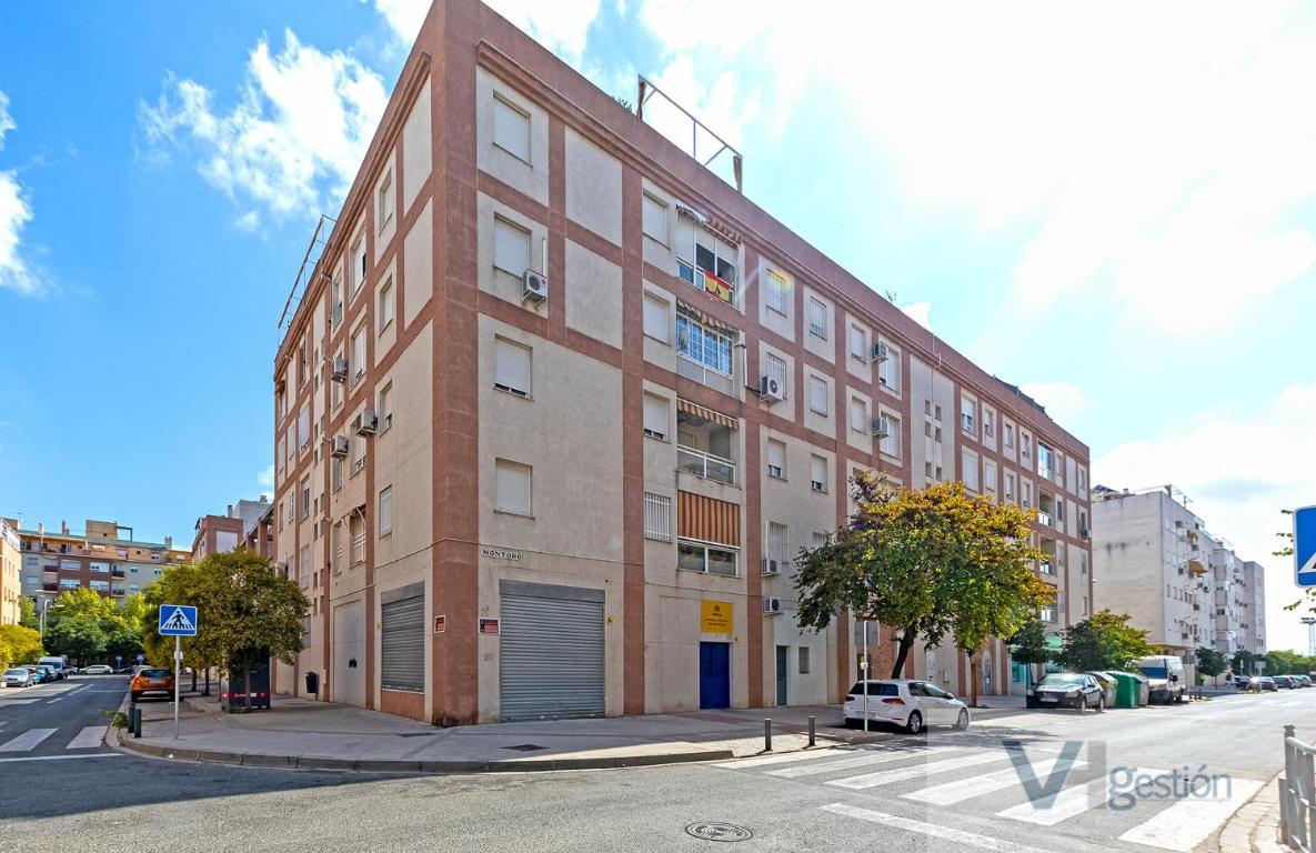 Venta de local en Sevilla