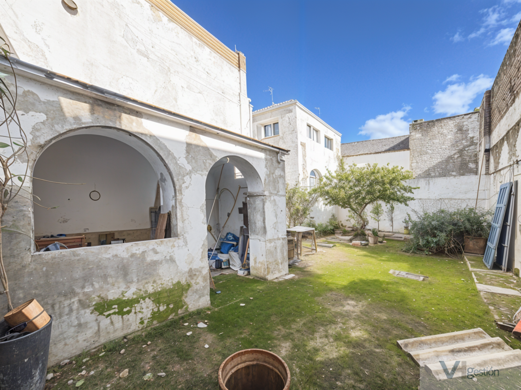 For sale of house in Villamartín