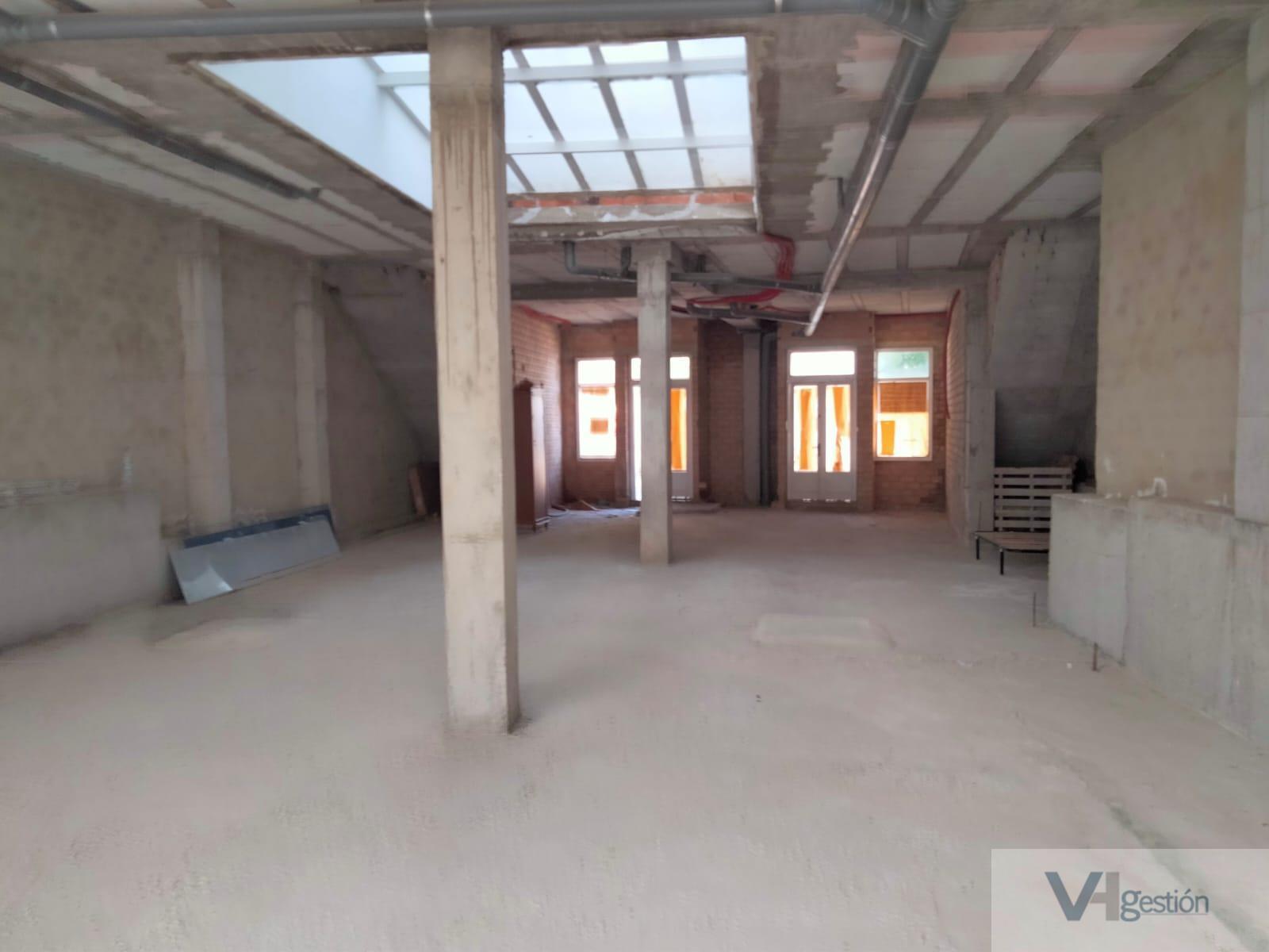 Venta de local en Villamartín