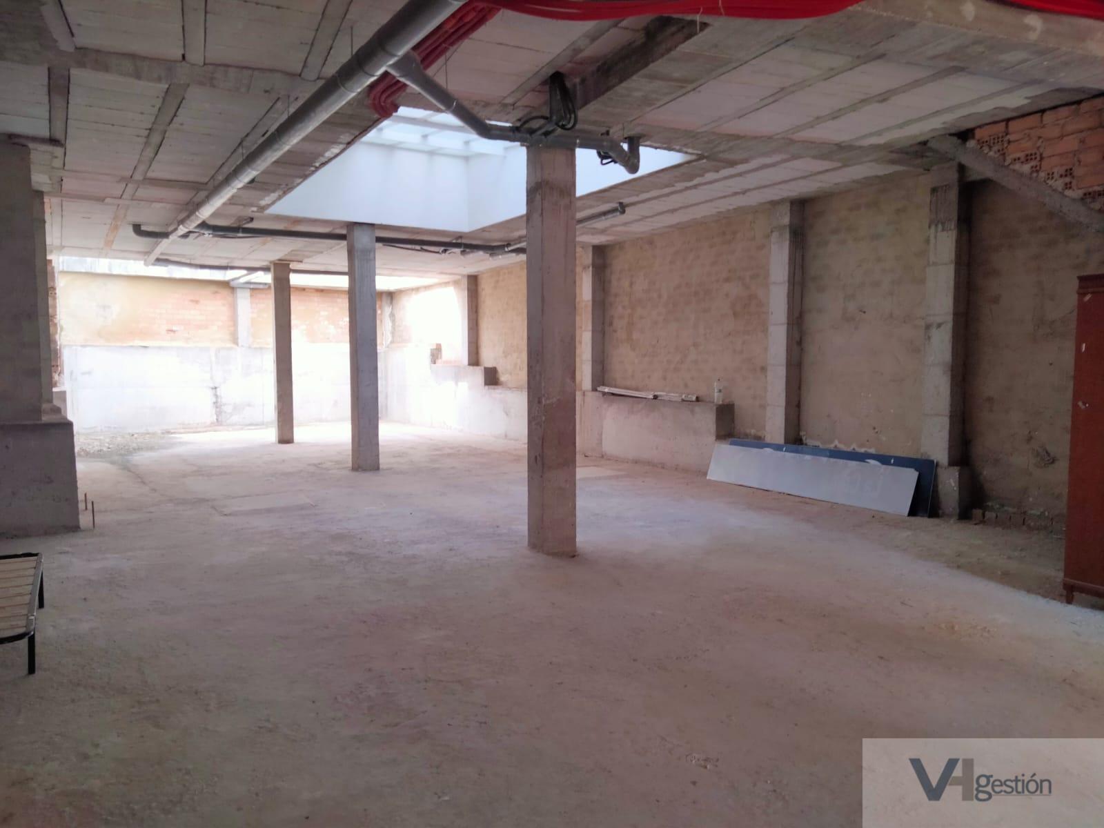 Venta de local en Villamartín