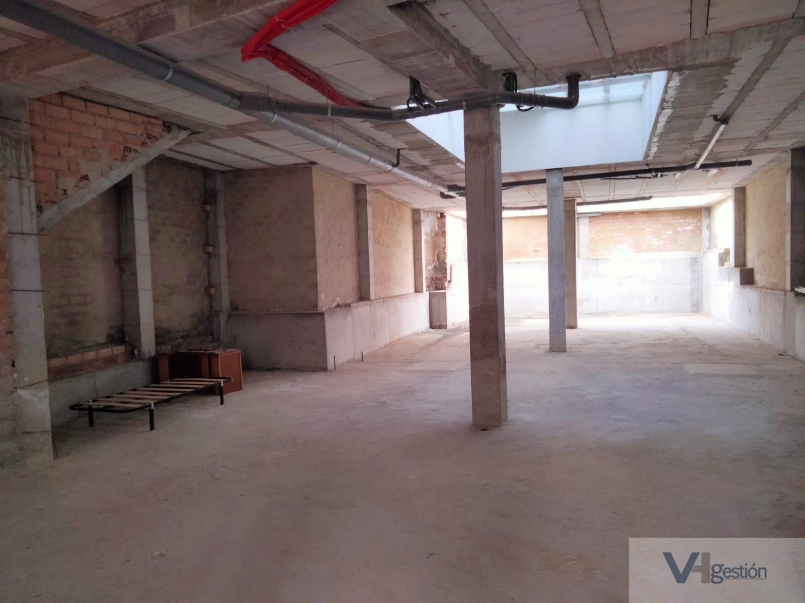 Venta de local en Villamartín