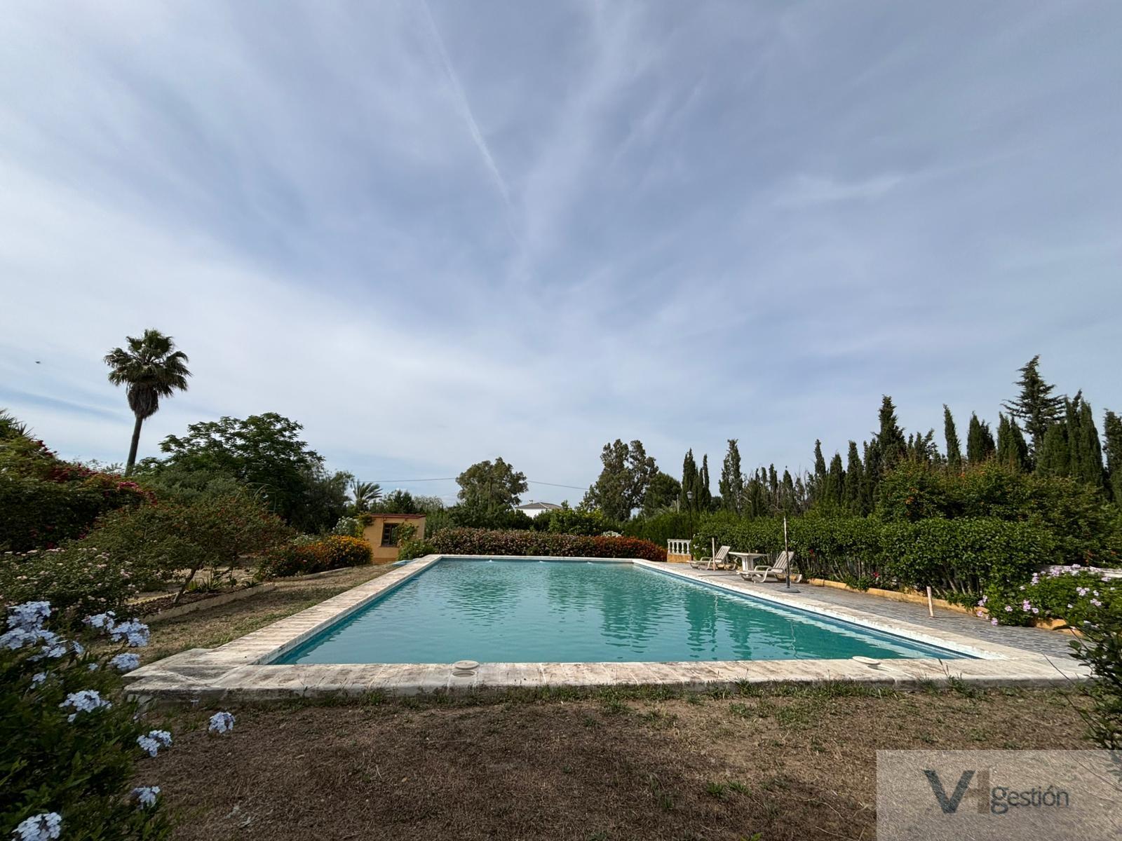 Venta de finca rústica en Morón de la Frontera