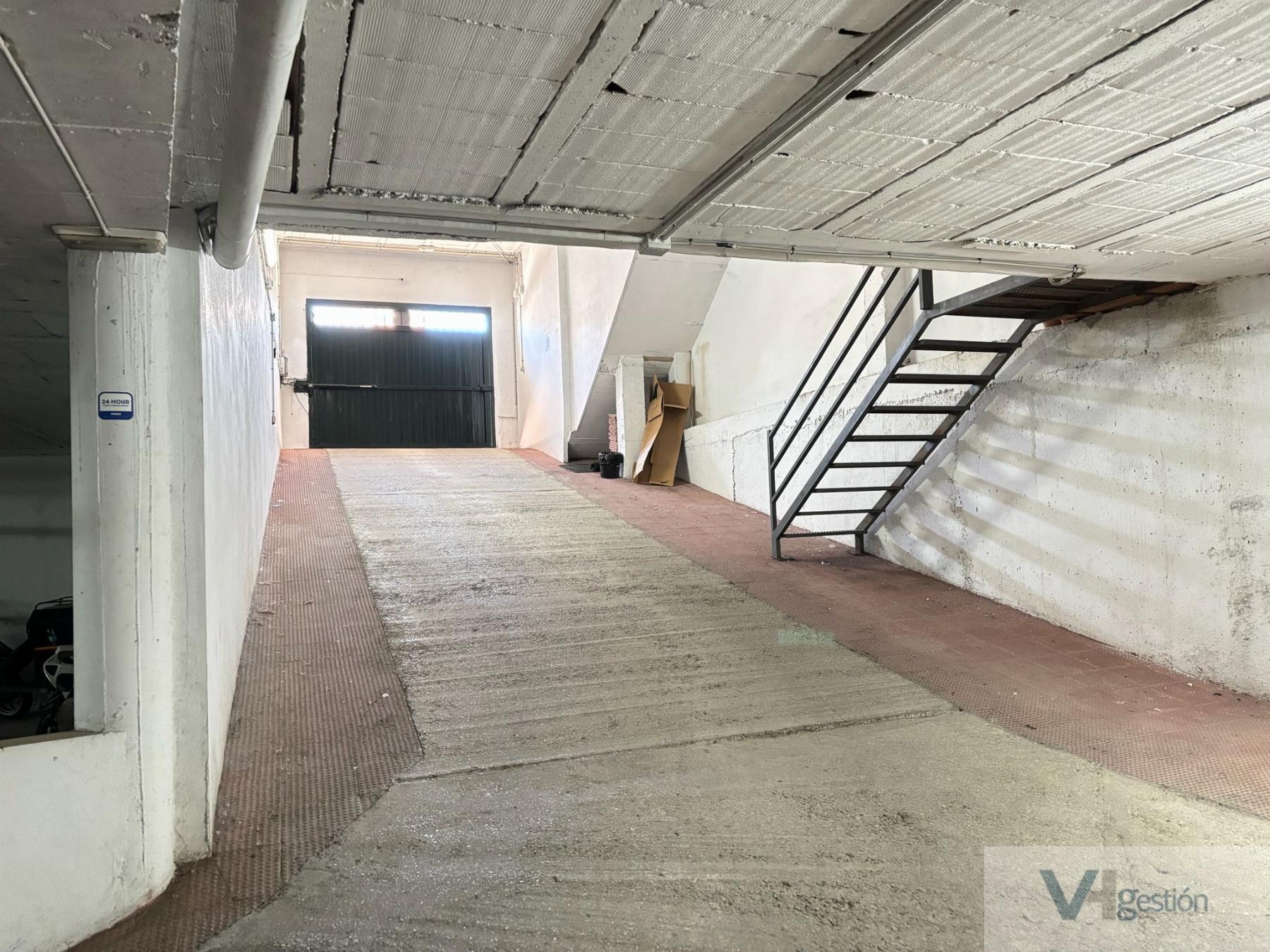 Venta de garaje en Villamartín