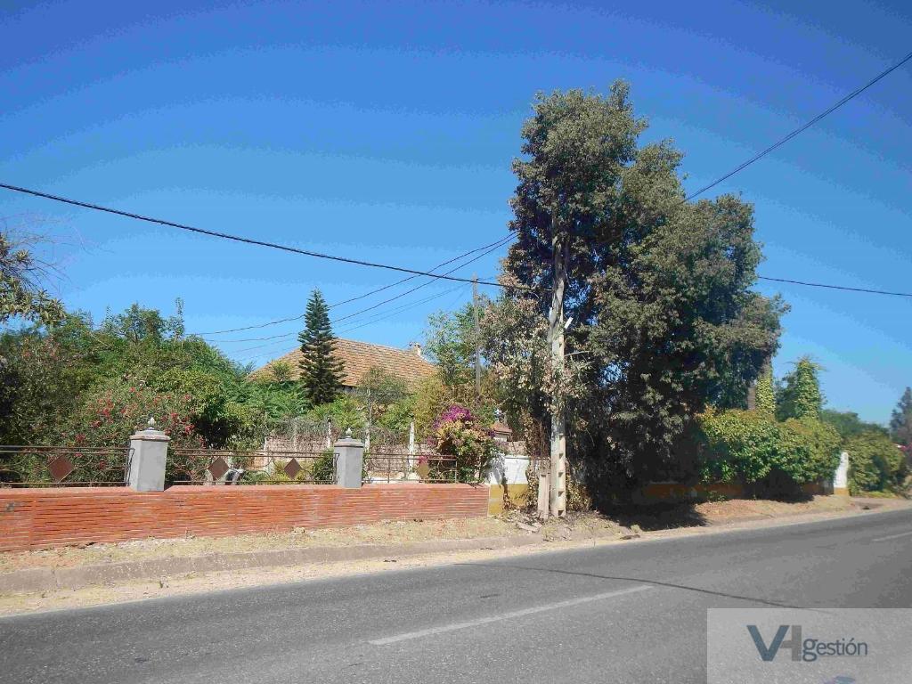 Venta de casa en Dos Hermanas
