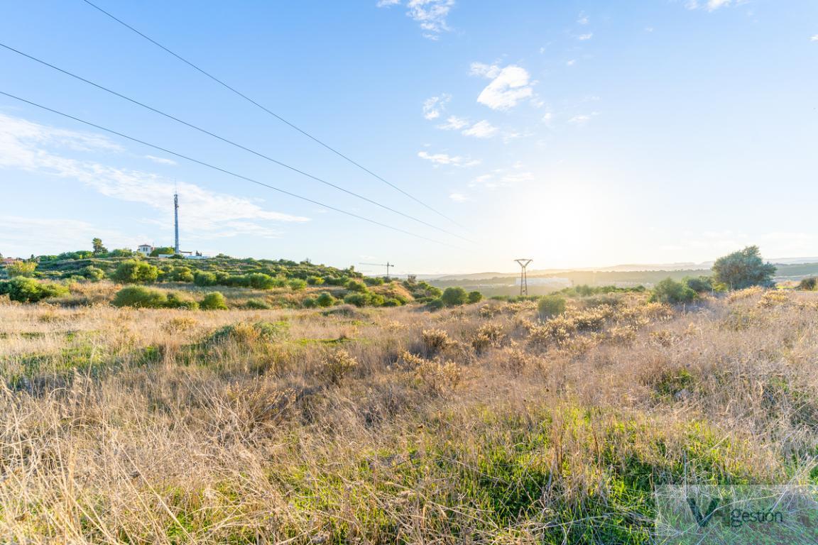 Venta de terreno en Estepona
