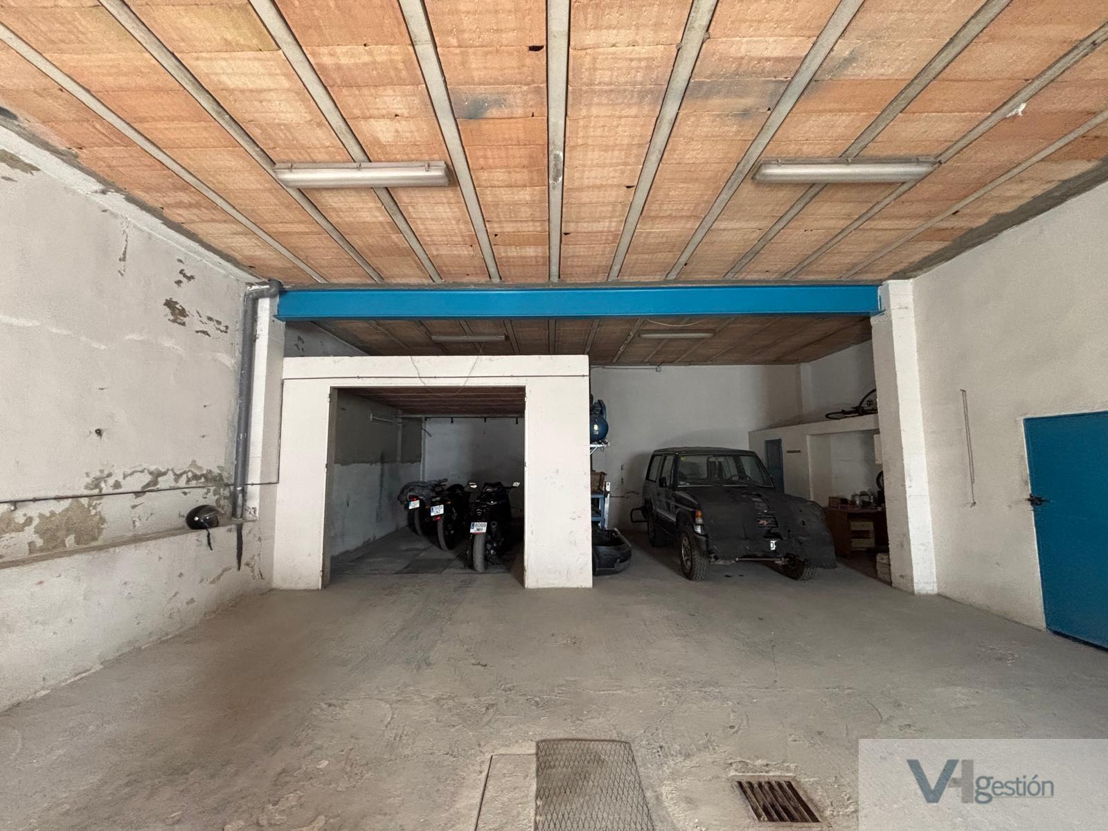Venta de garaje en Villamartín