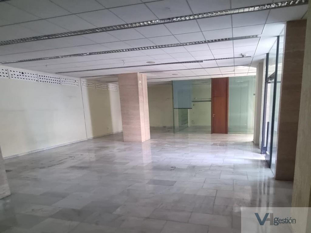 Venta de local en Sevilla