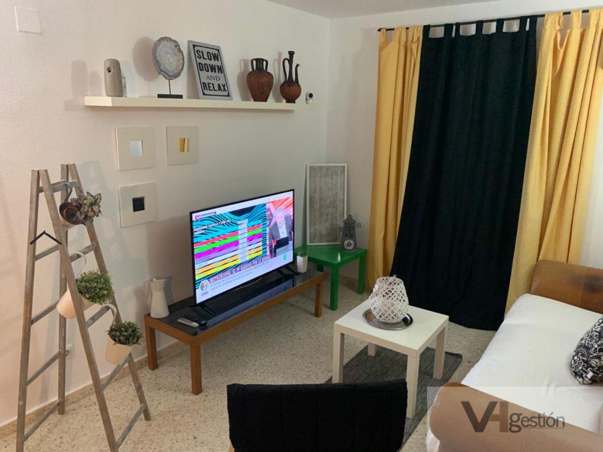 For sale of flat in Villamartín