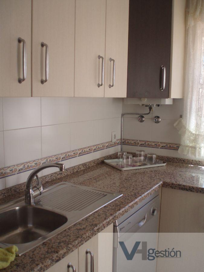 For sale of house in Villamartín