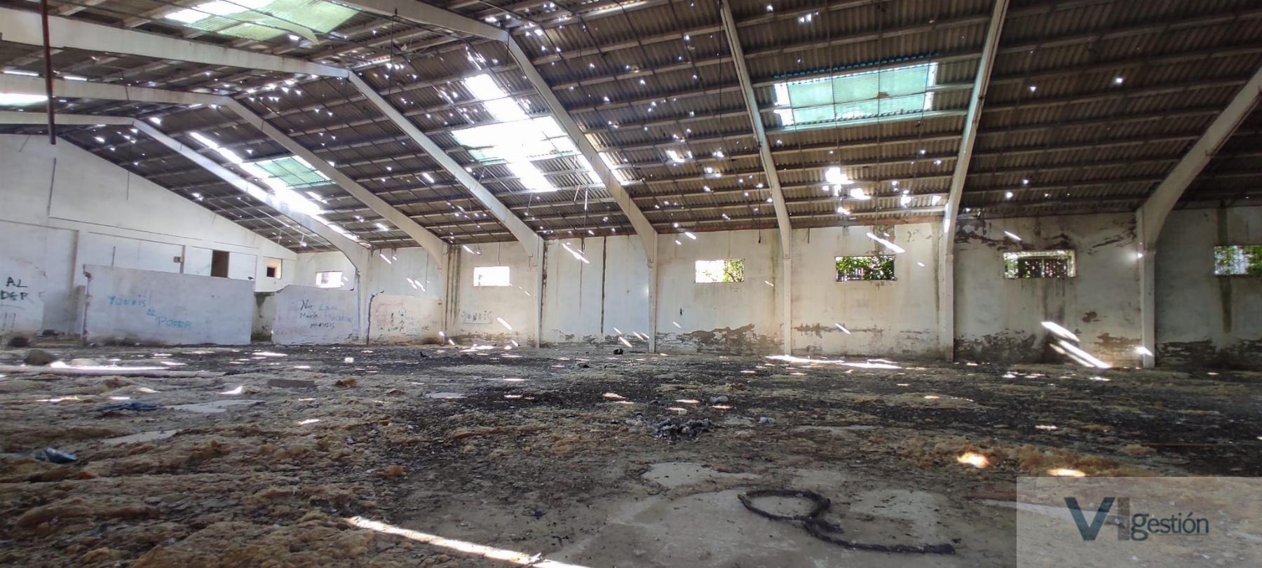 For sale of industrial plant/warehouse in Villamartín