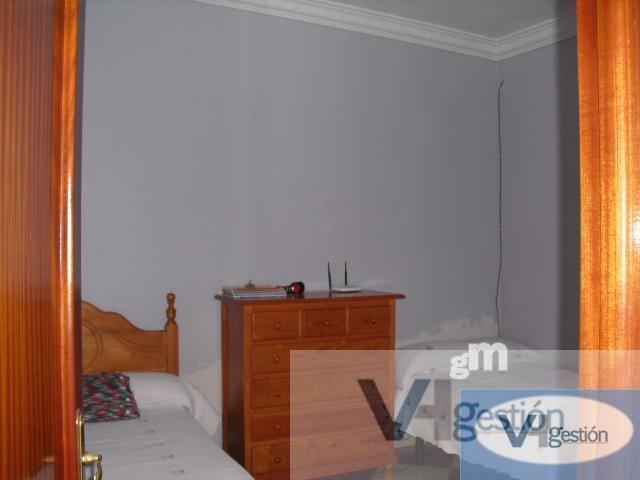 For sale of house in Villamartín