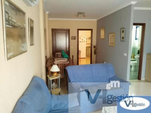 For sale of flat in Villamartín