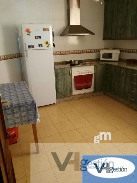 For sale of flat in Villamartín