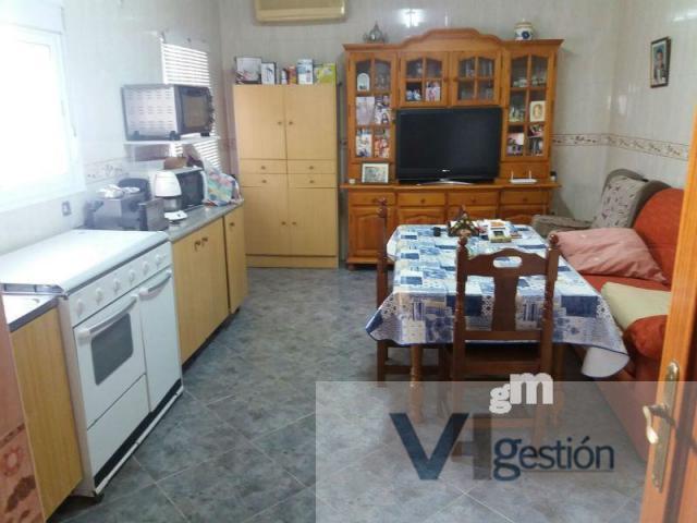 For sale of house in Villamartin