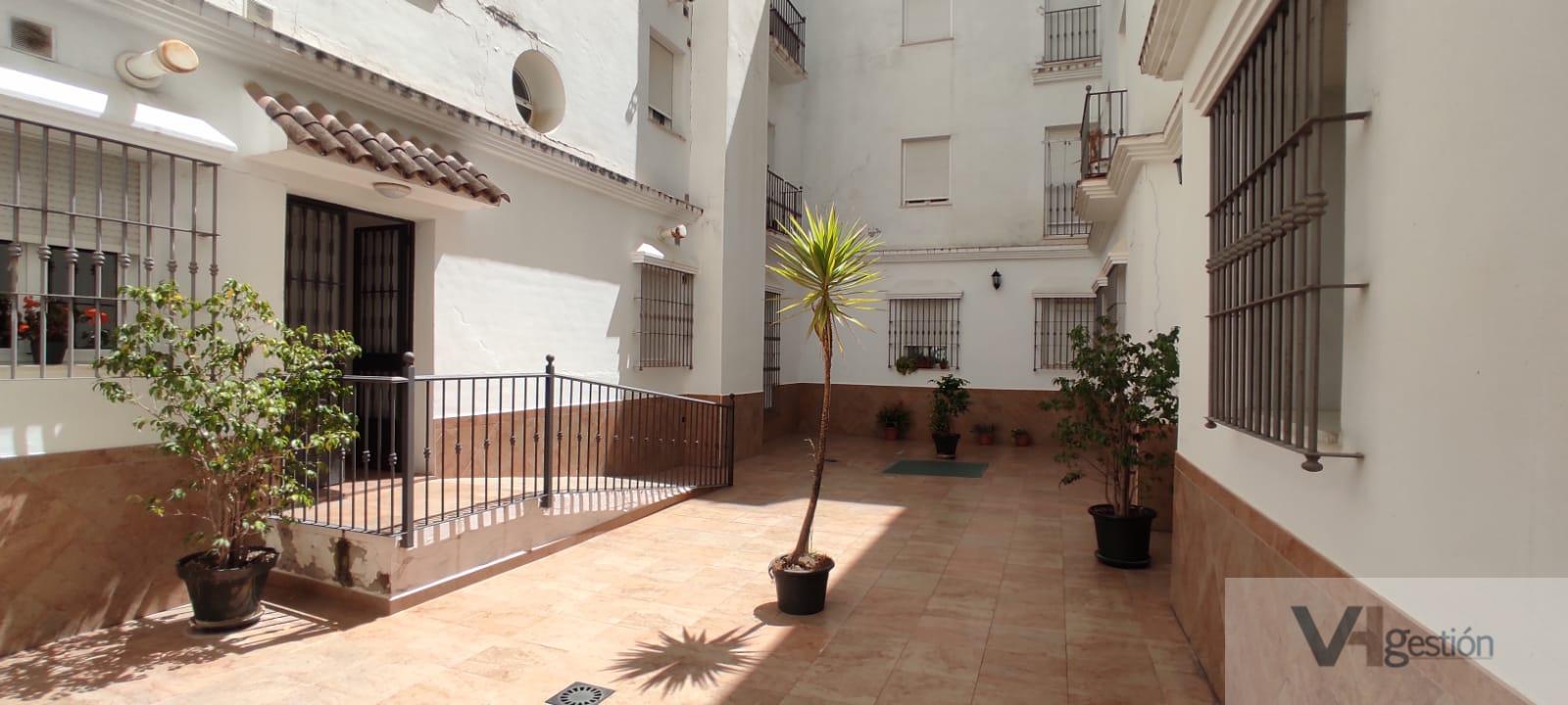 For sale of flat in Arcos de la Frontera