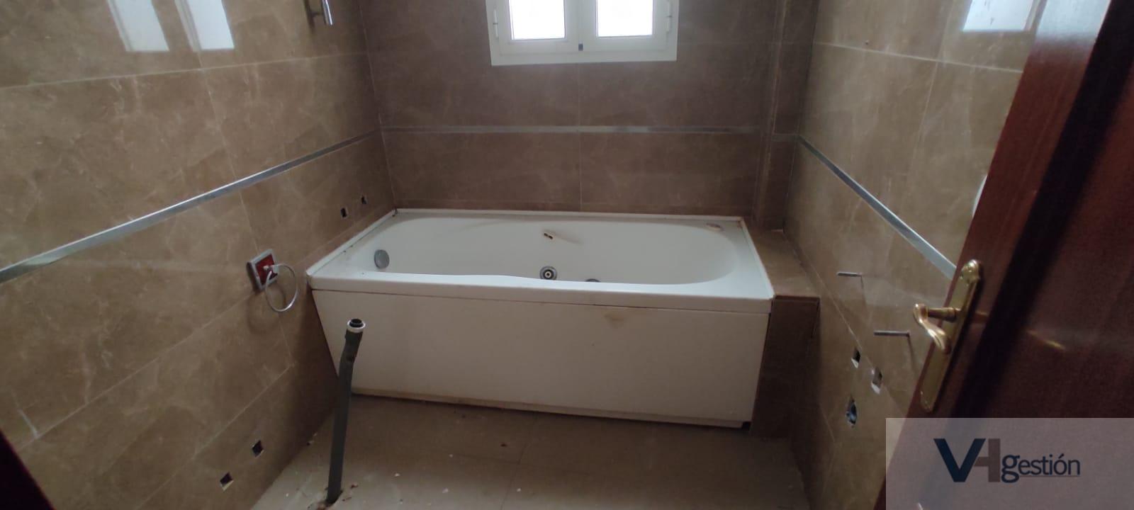 For sale of flat in Arcos de la Frontera
