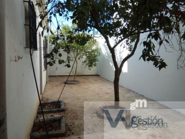 For sale of house in Puerto Serrano