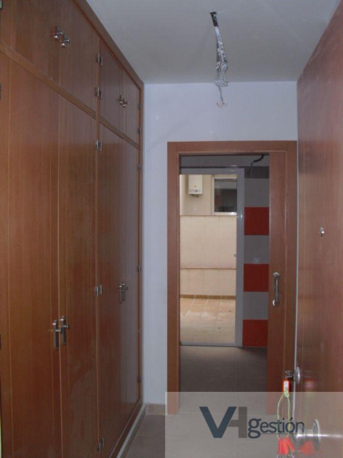 For sale of flat in Villamartín