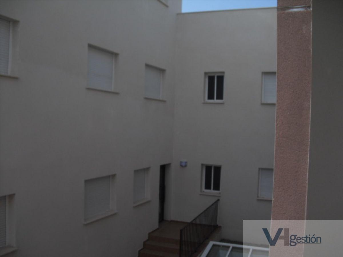 For sale of flat in Villamartín