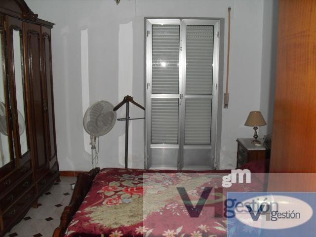 For sale of house in Villamartín