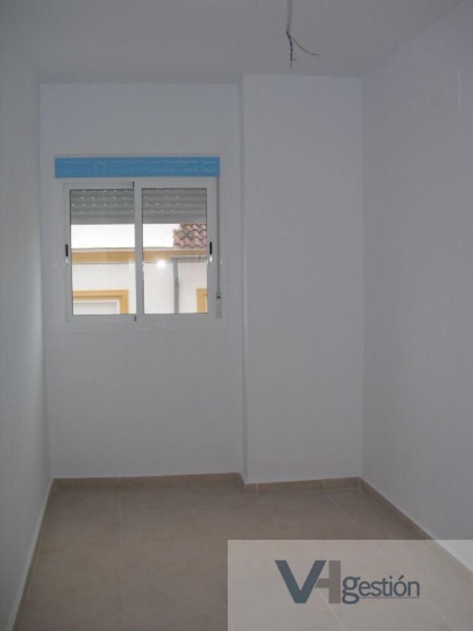 For sale of flat in Villamartín