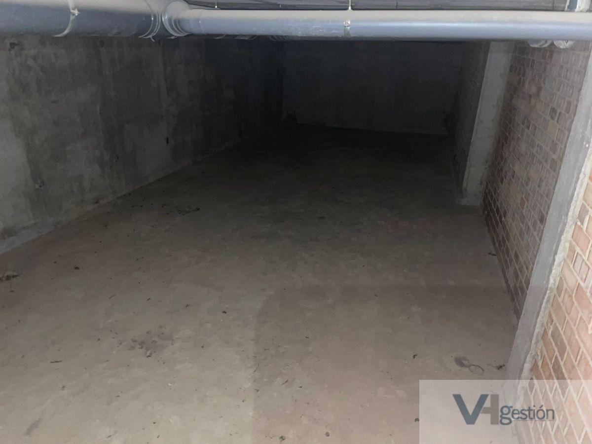 For sale of commercial in Villamartín