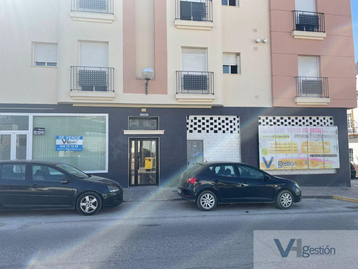 For sale of commercial in Villamartín