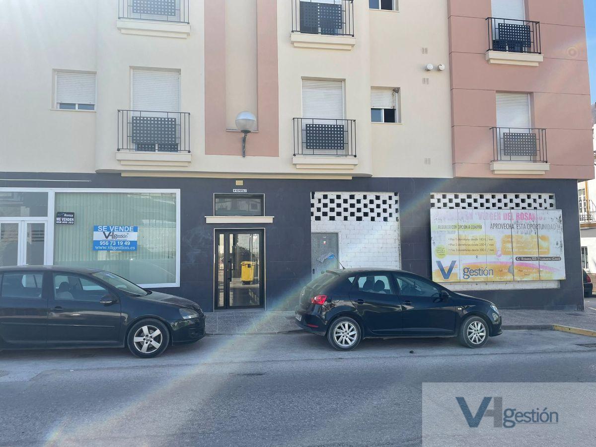 Venta de local comercial en Villamartín