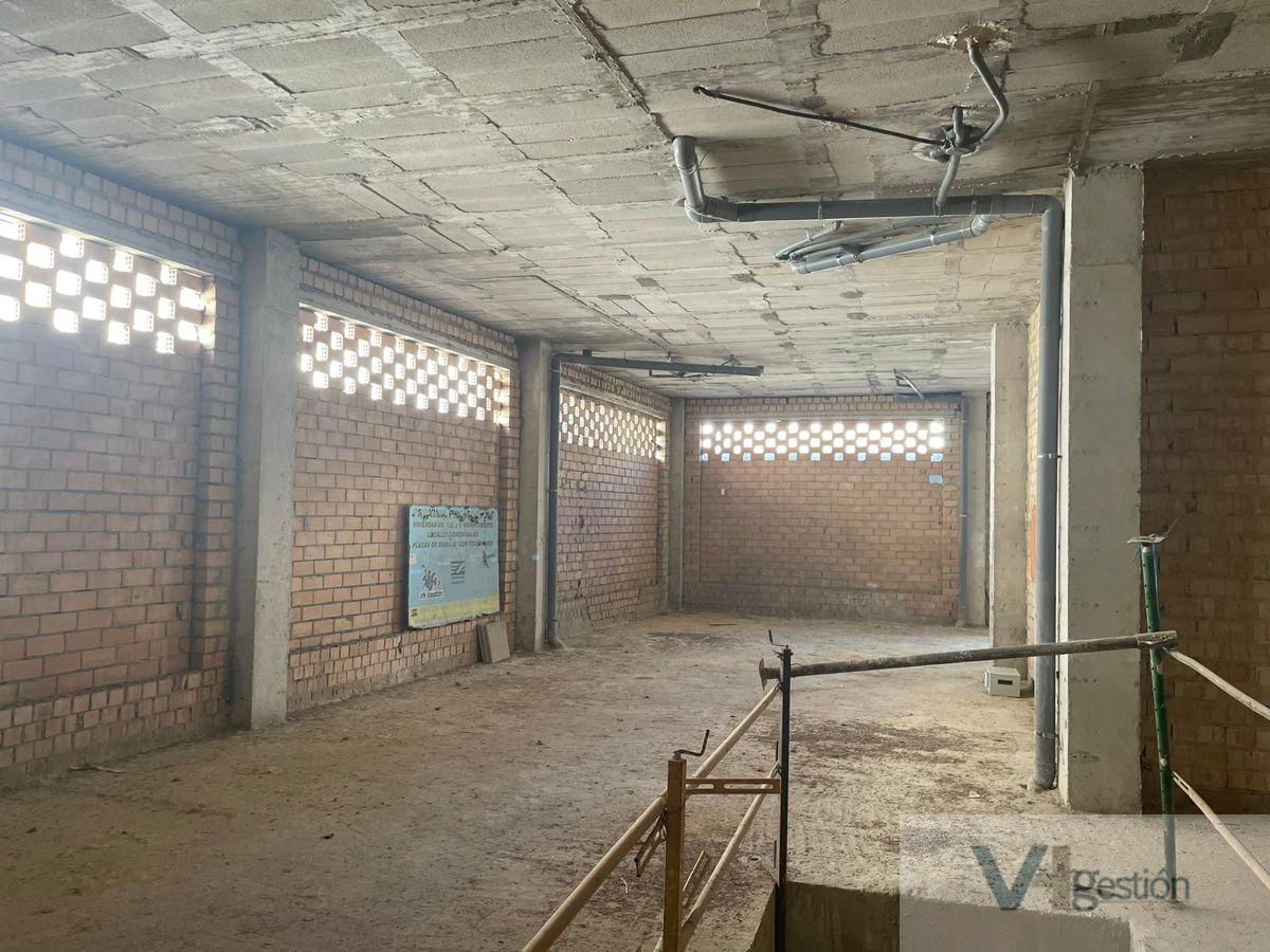 For sale of commercial in Villamartín