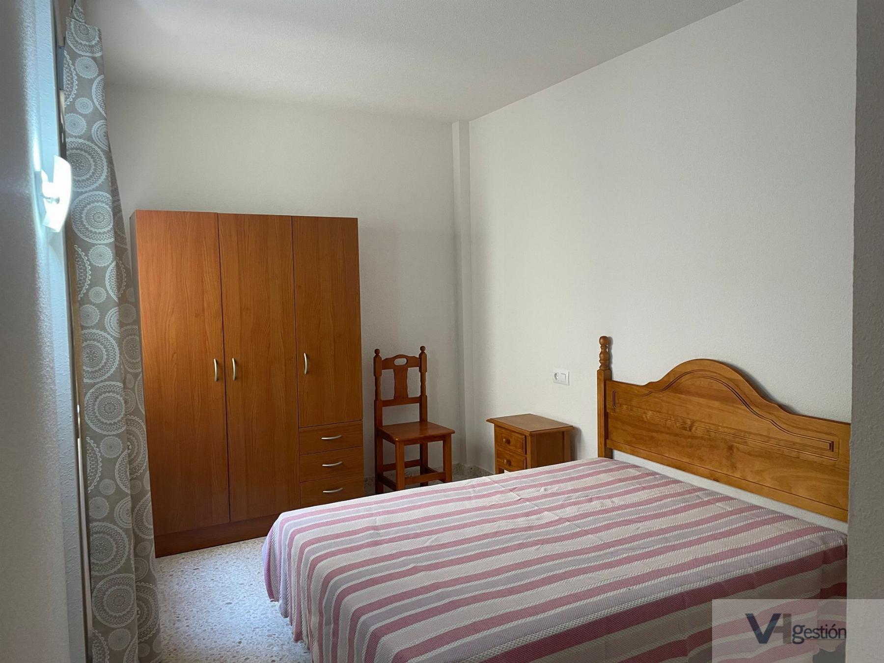 For sale of flat in Villamartín