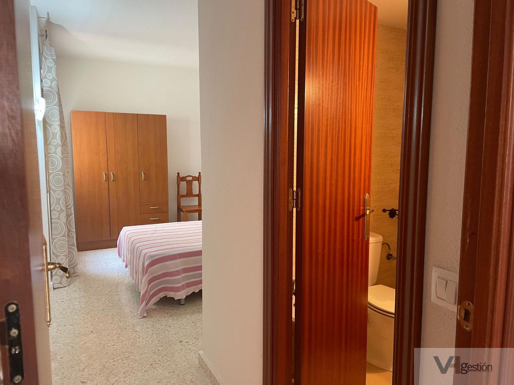 For sale of flat in Villamartín