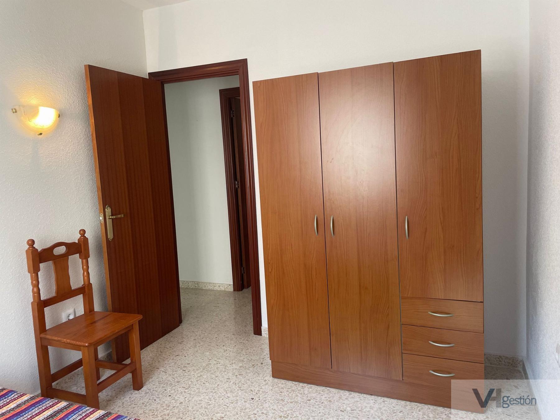 For sale of flat in Villamartín