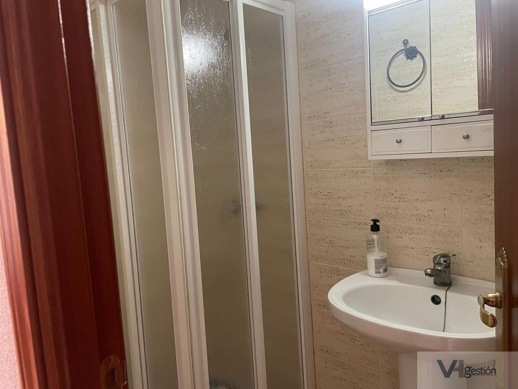 For sale of flat in Villamartín