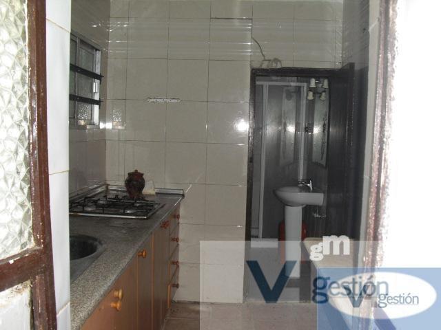 For sale of house in Villamartín