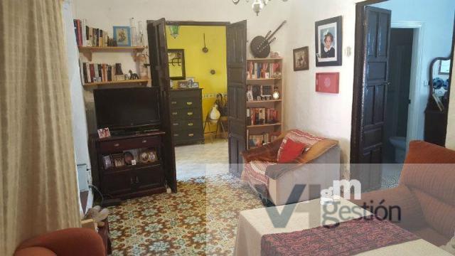 For sale of house in Villamartin