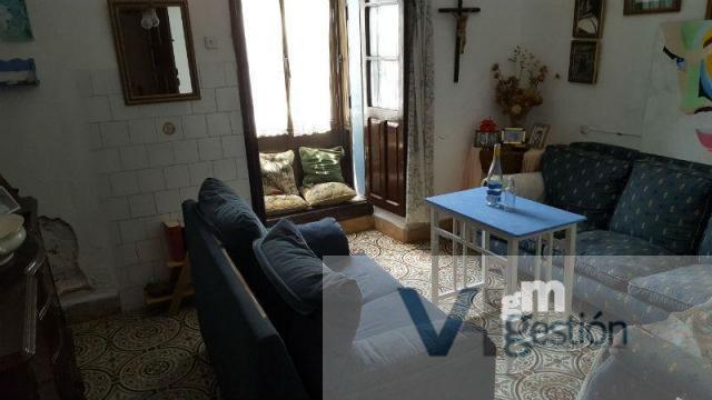 For sale of house in Villamartin