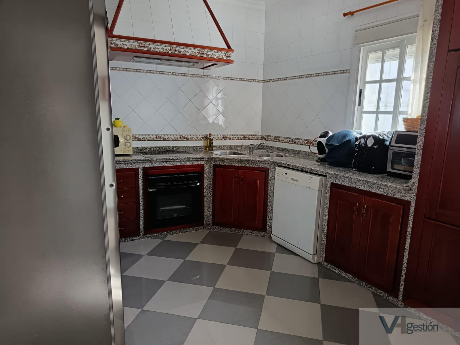 For sale of house in Bornos