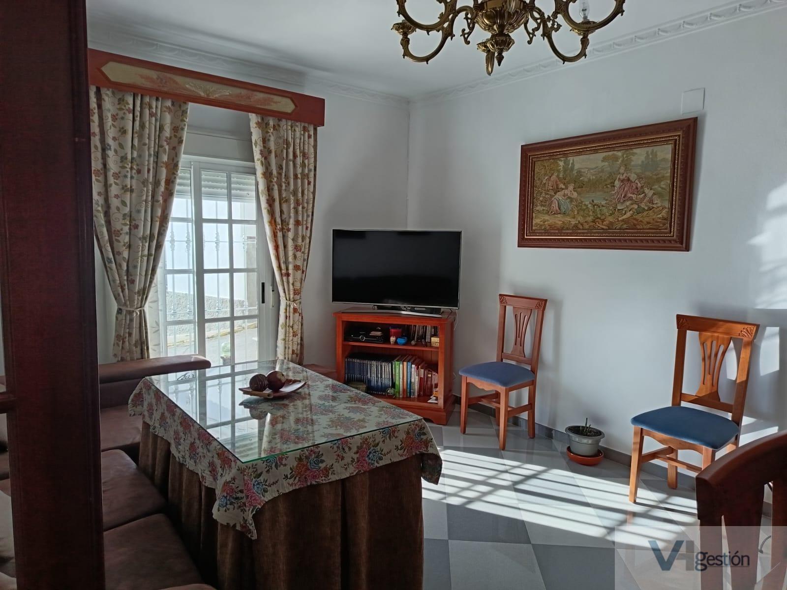For sale of house in Bornos