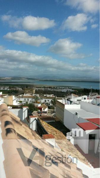 For sale of house in Bornos