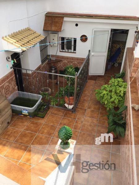 For sale of house in Bornos