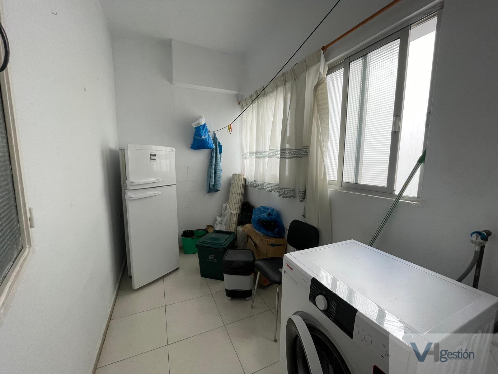 For sale of flat in Villamartín