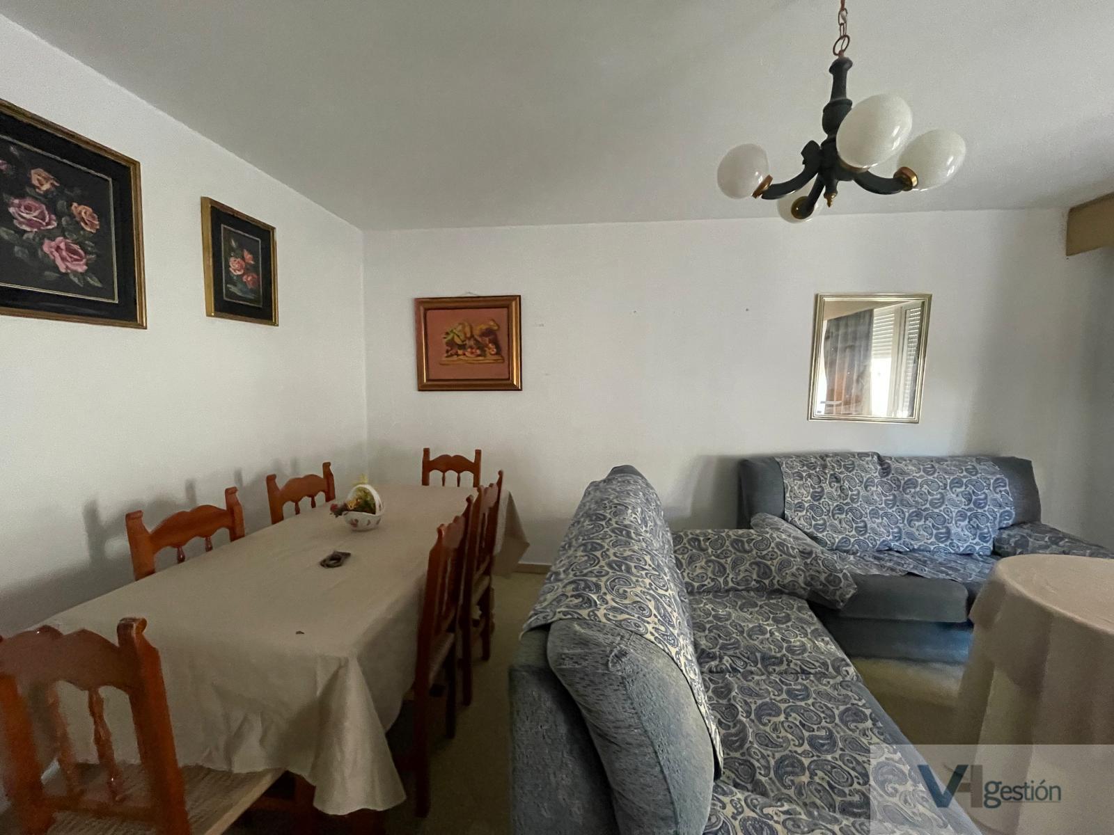 For sale of flat in Villamartín