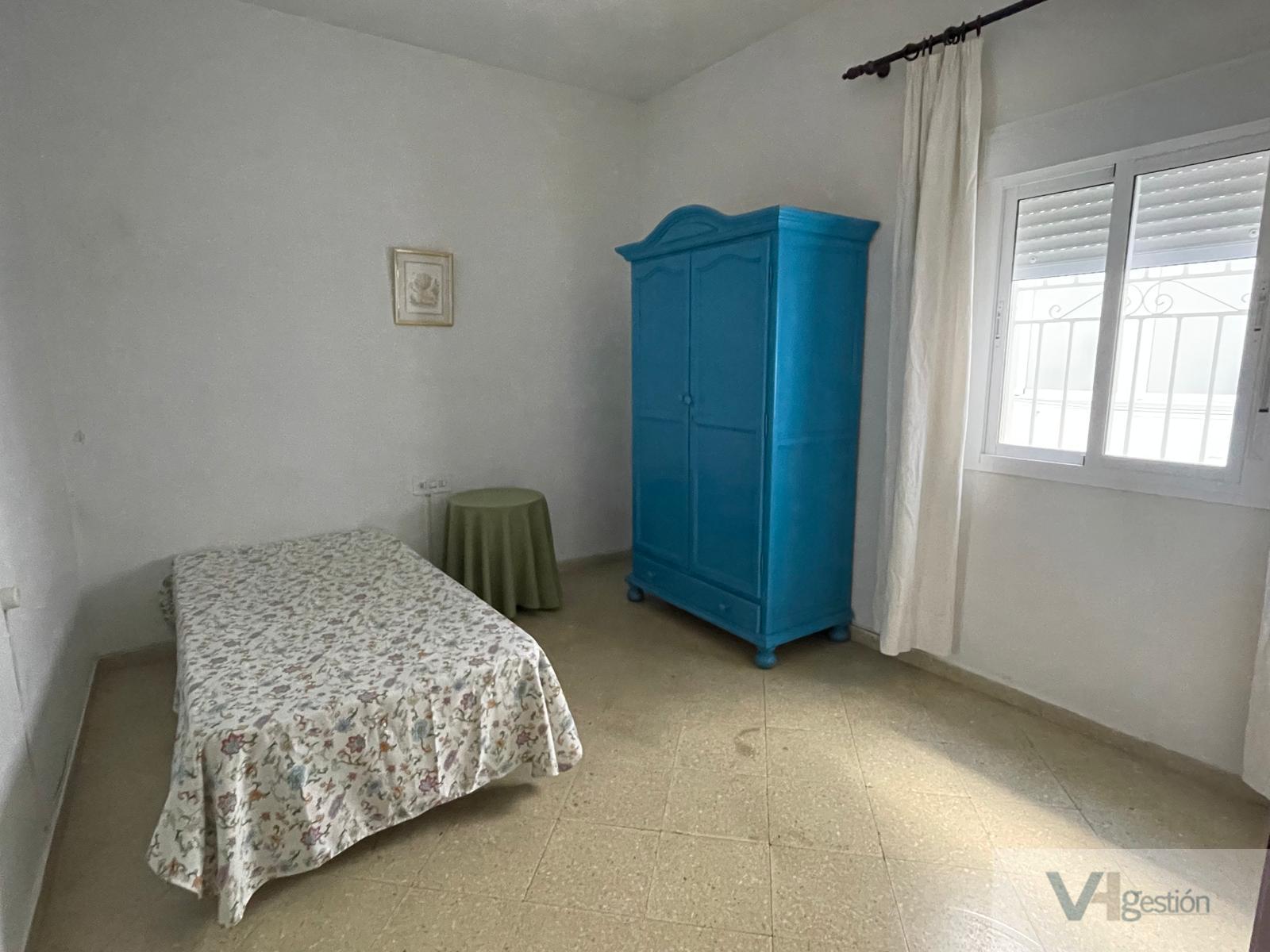 For sale of flat in Villamartín