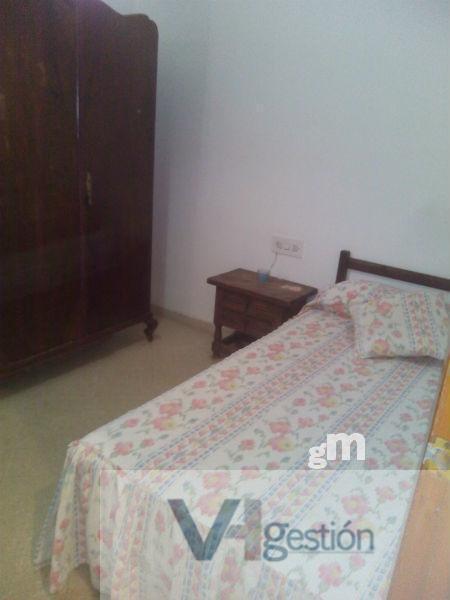 For sale of flat in Villamartín