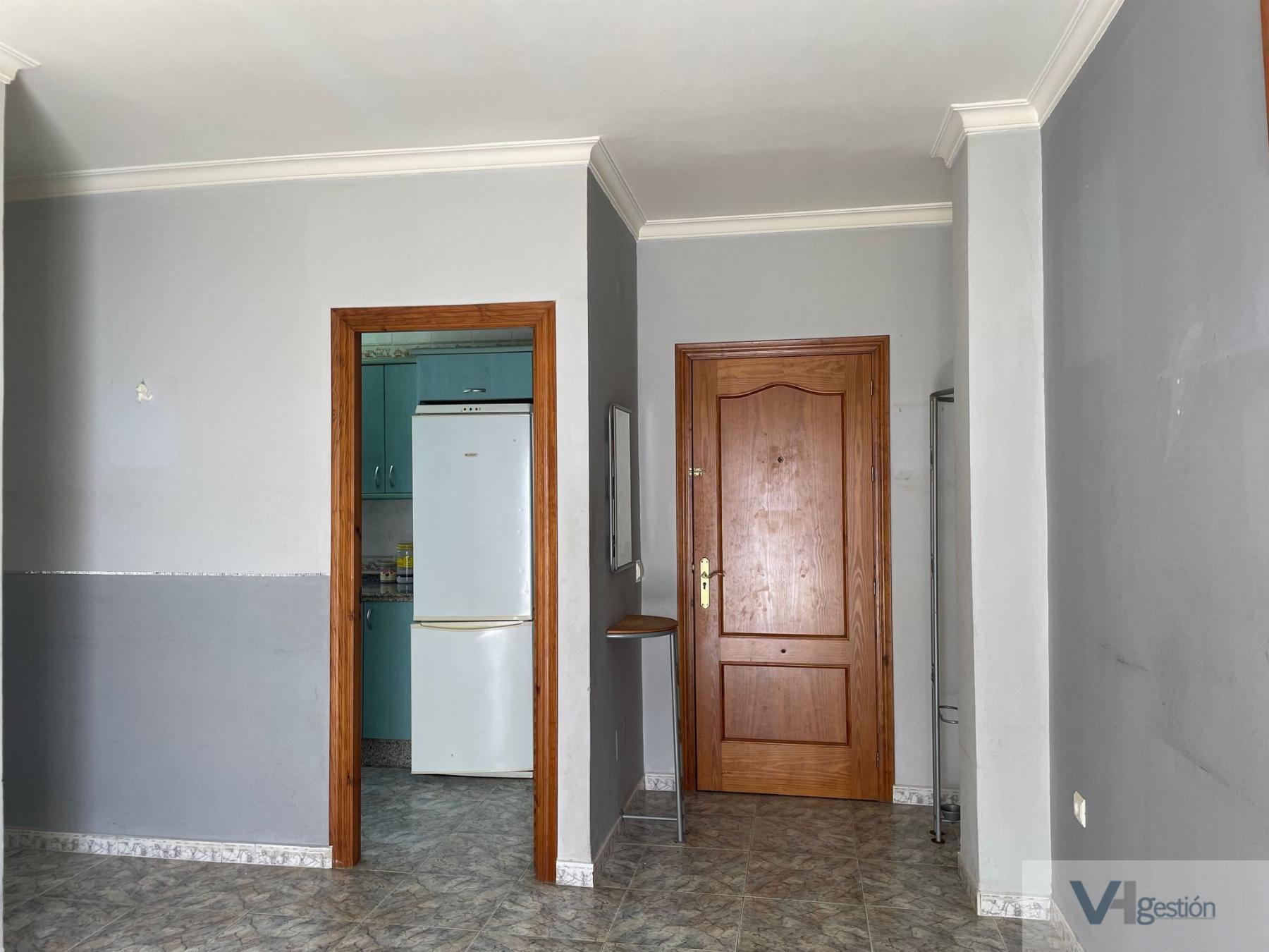 For sale of flat in Villamartín